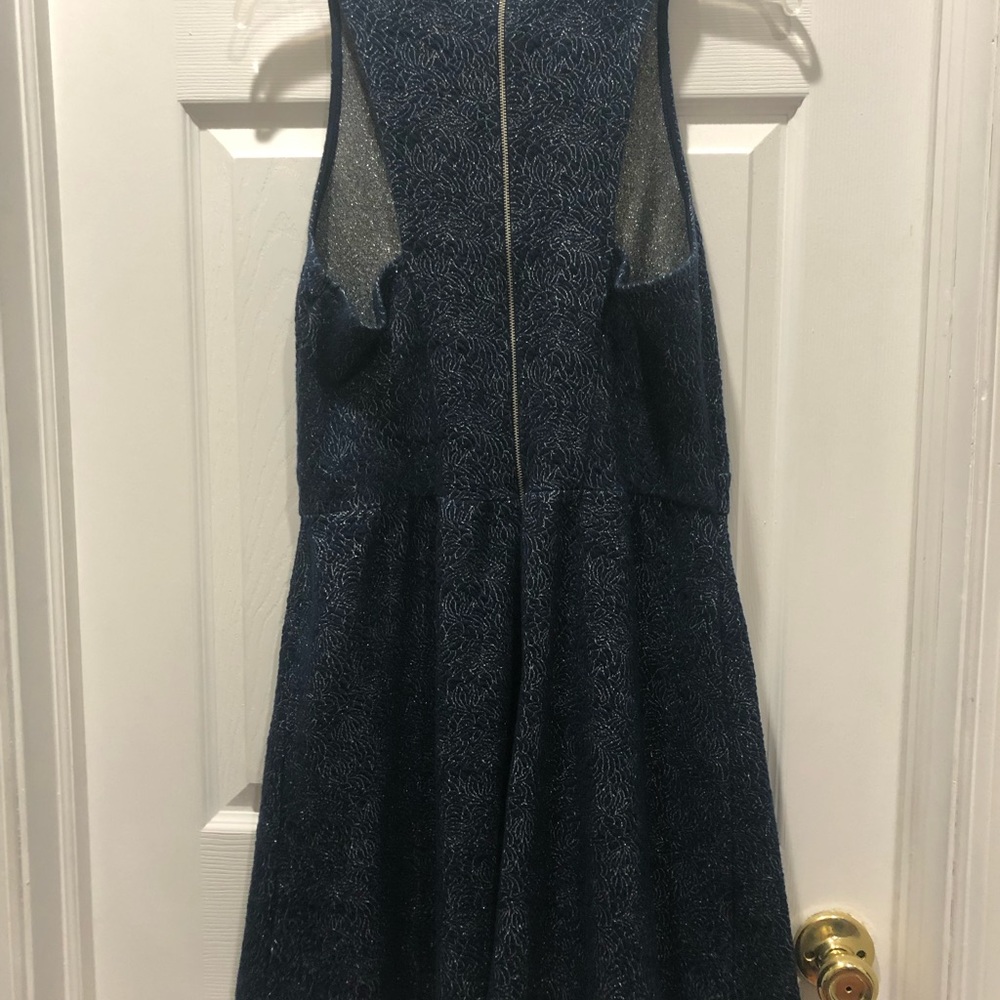Dress - Picture 4 of 5